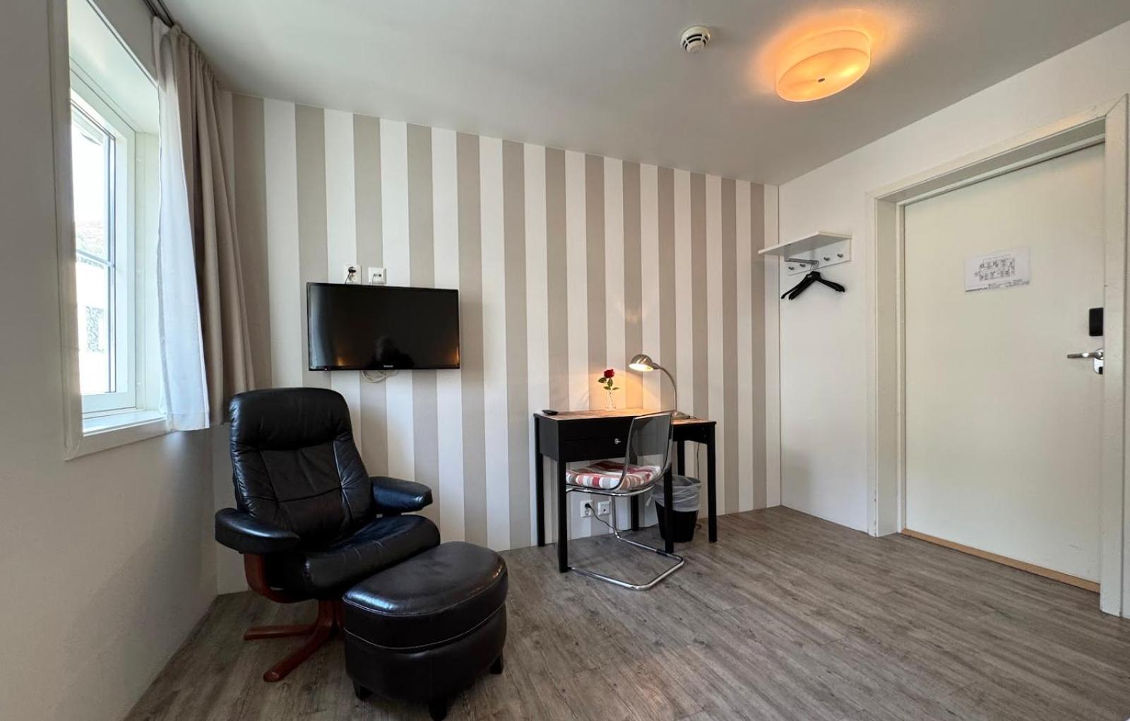 Jibben Hotell Maloy Εξωτερικό φωτογραφία